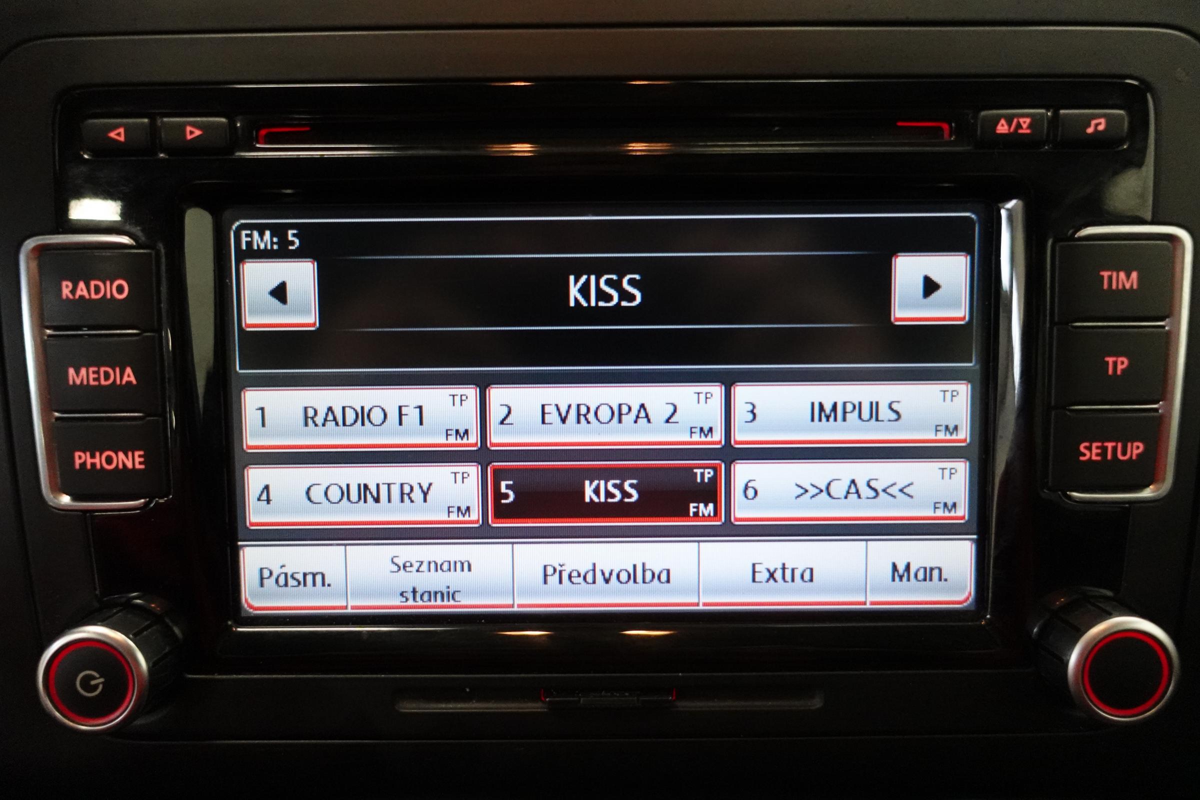 Volkswagen Touran, 2013 - pohled č. 19