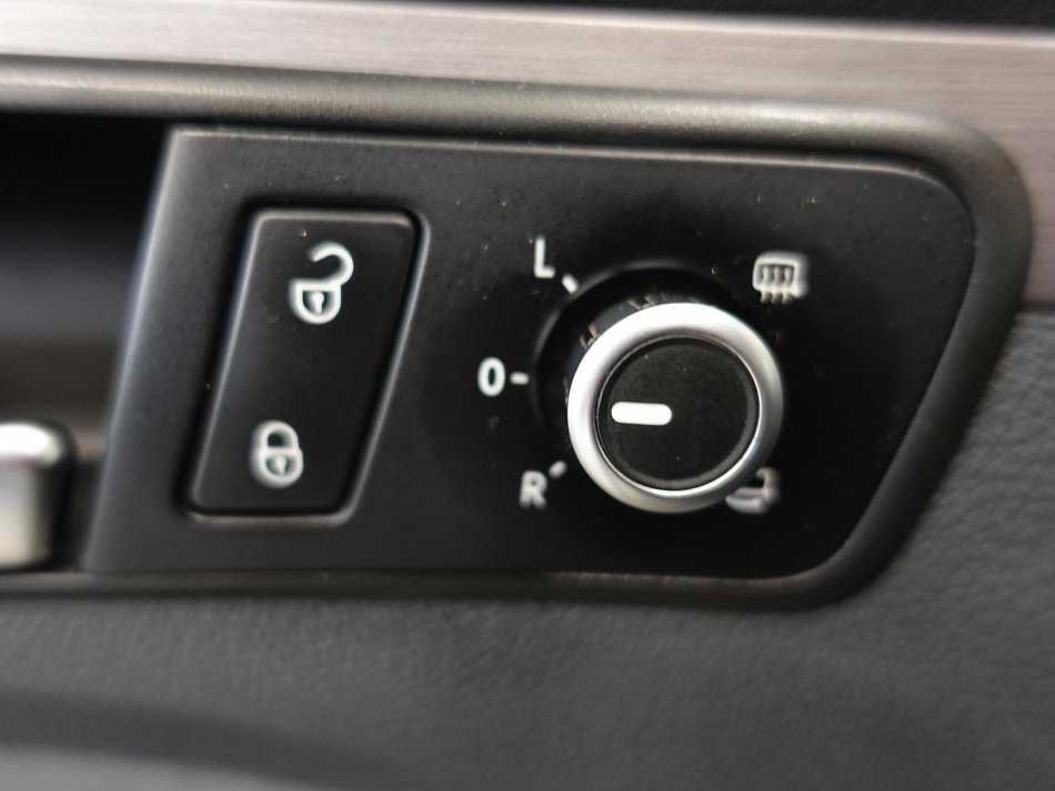 Volkswagen Touran 2.0 TDi 