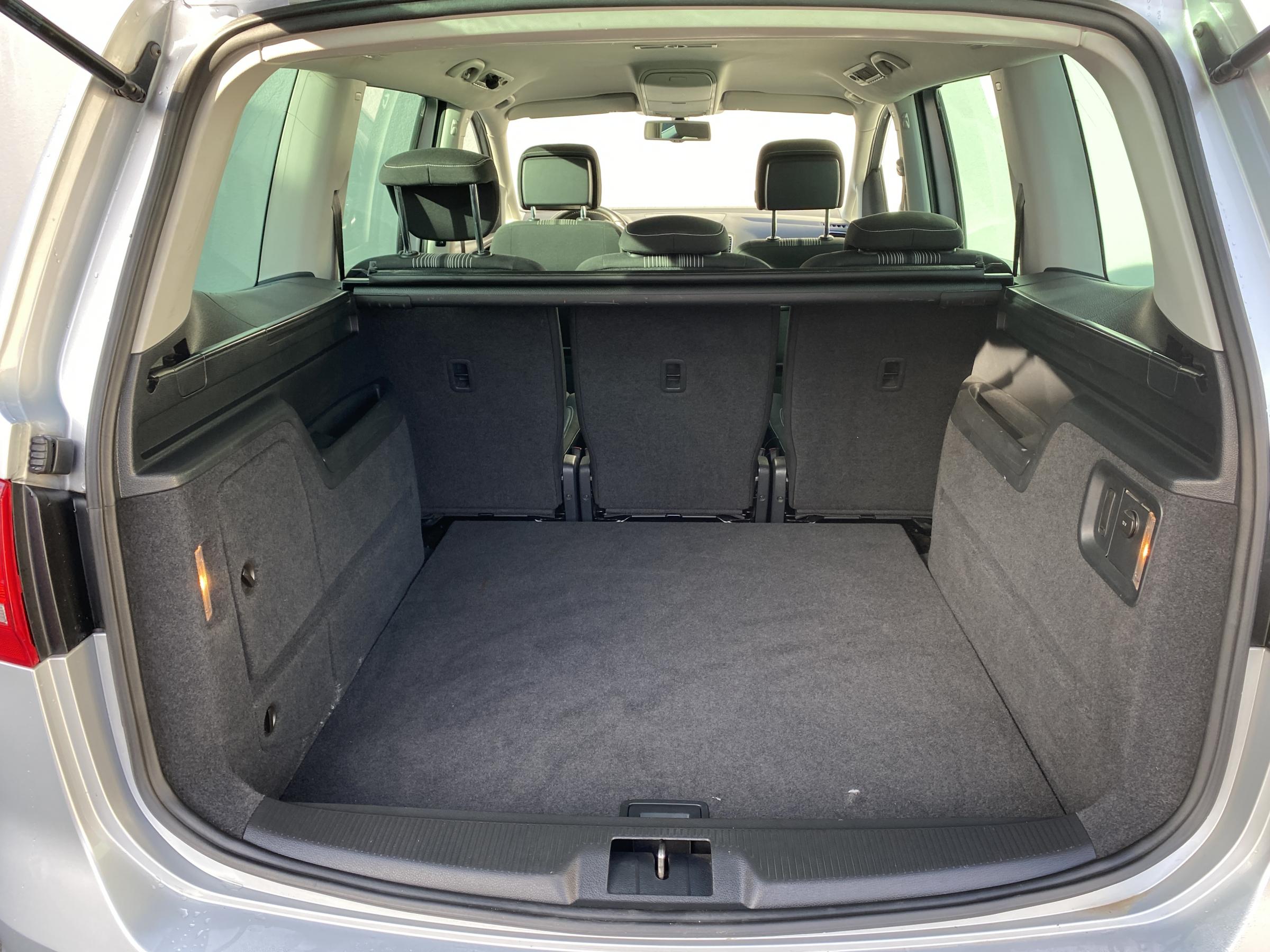 Volkswagen Sharan, 2012 - pohled č. 7