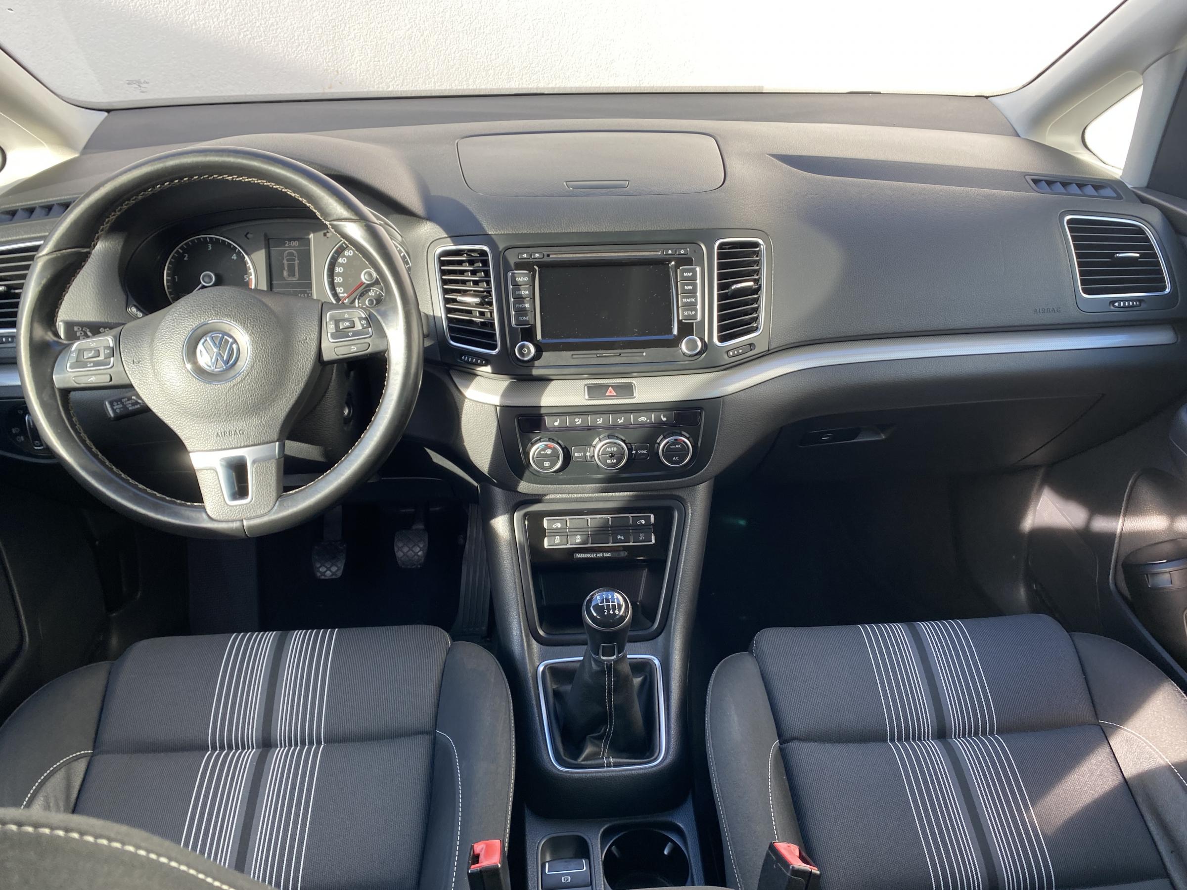Volkswagen Sharan, 2012 - pohled č. 8