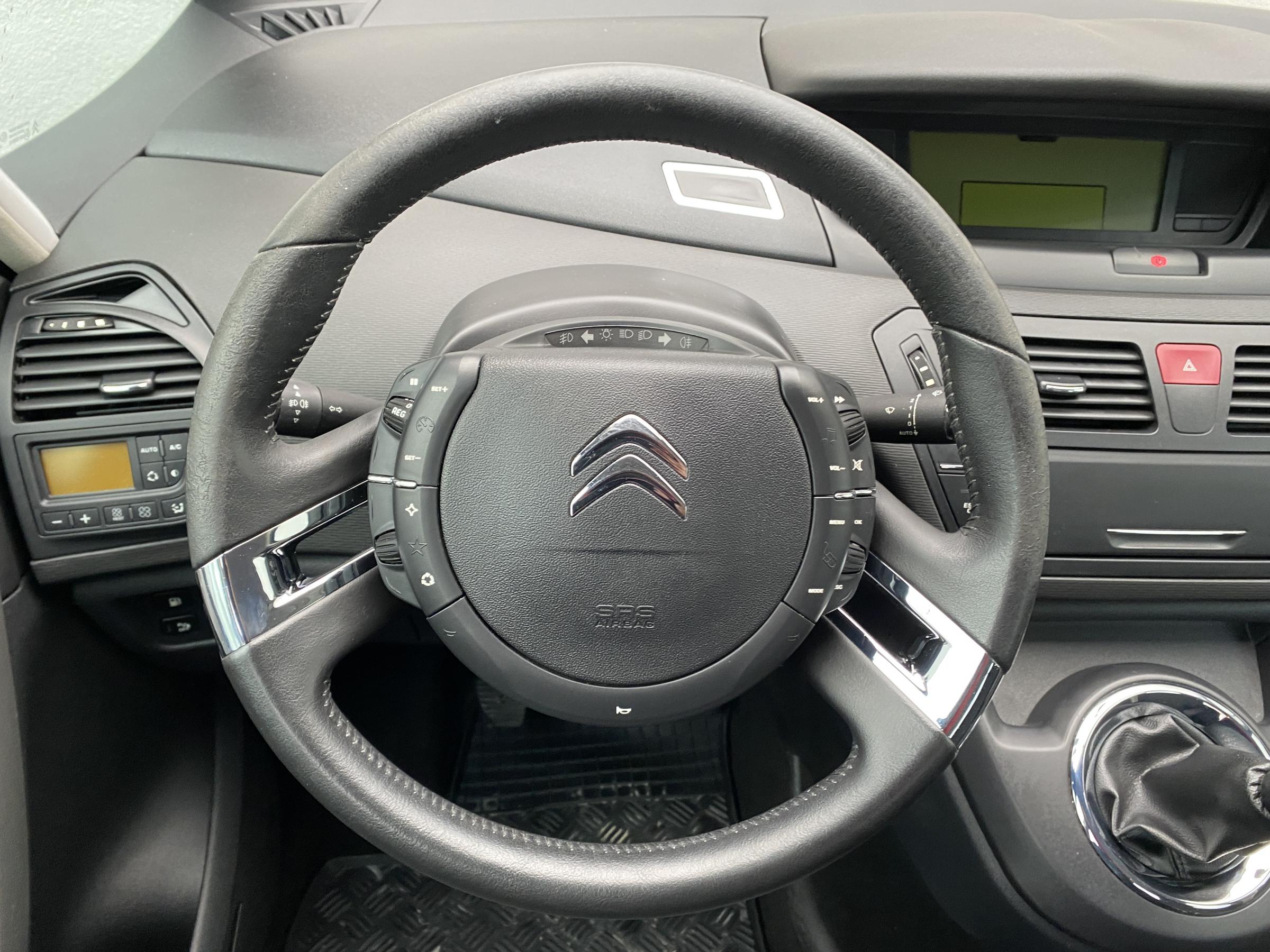 Citroën C4 Picasso, 2010 - pohled č. 11