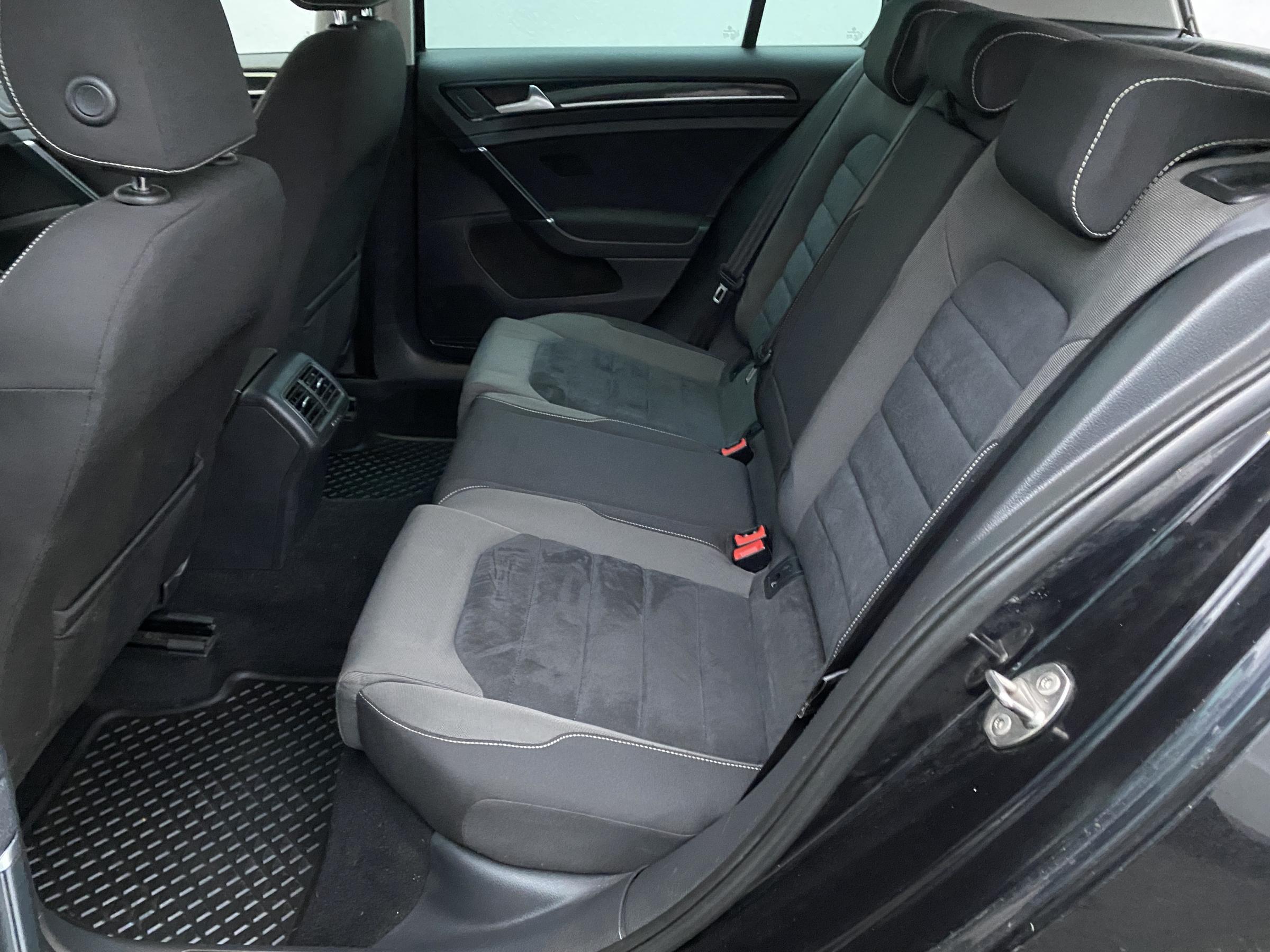 Volkswagen Golf, 2013 - pohled č. 10