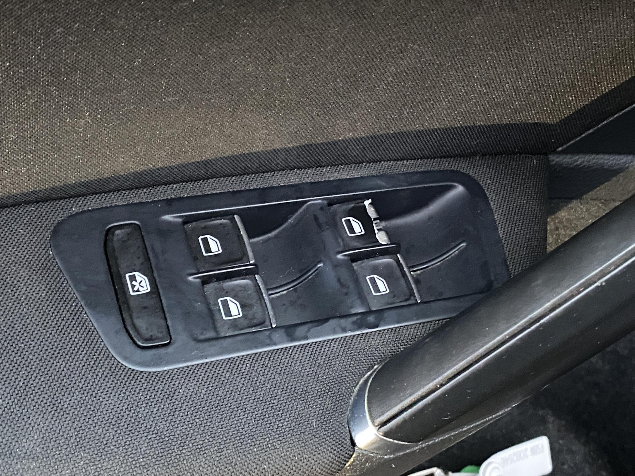 Volkswagen Golf, 2013 - pohled č. 11