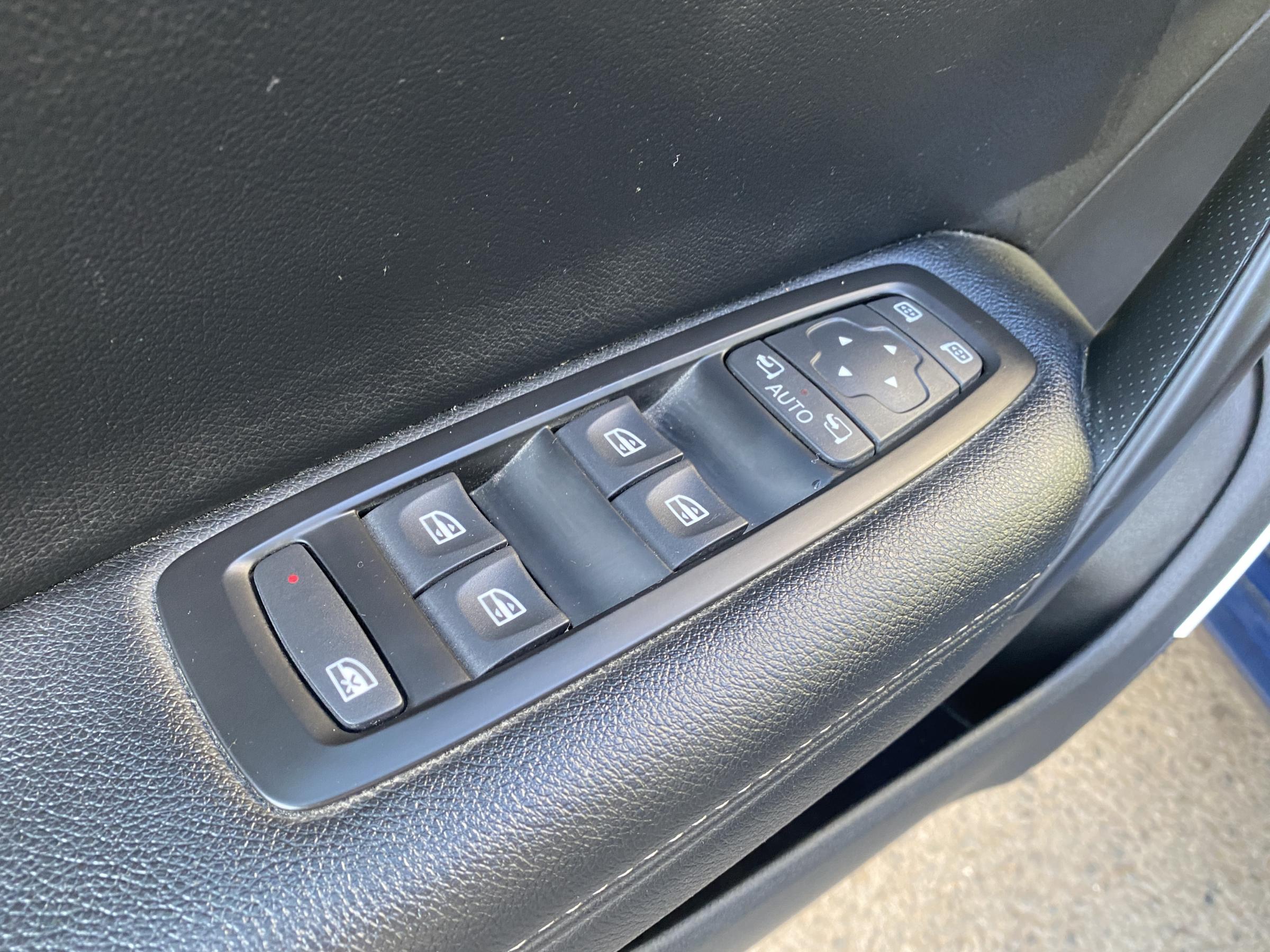 Renault Mégane, 2016 - pohled č. 13