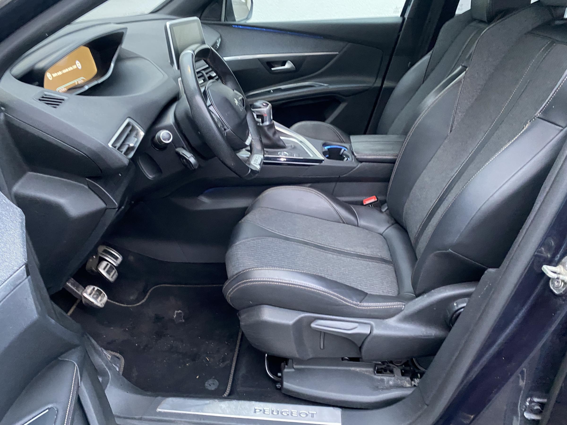 Peugeot 5008, 2018 - pohled č. 9