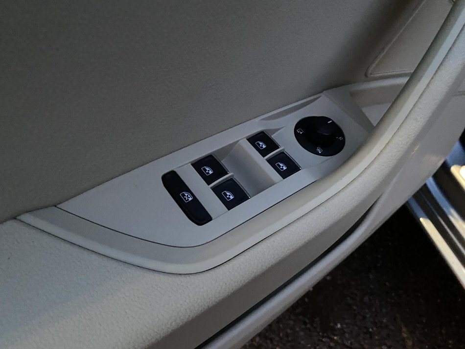 Škoda Superb III 2.0TDi Style