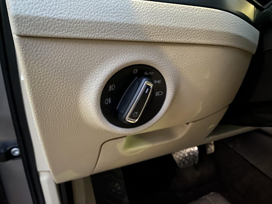 Škoda Superb III 2.0TDi Style