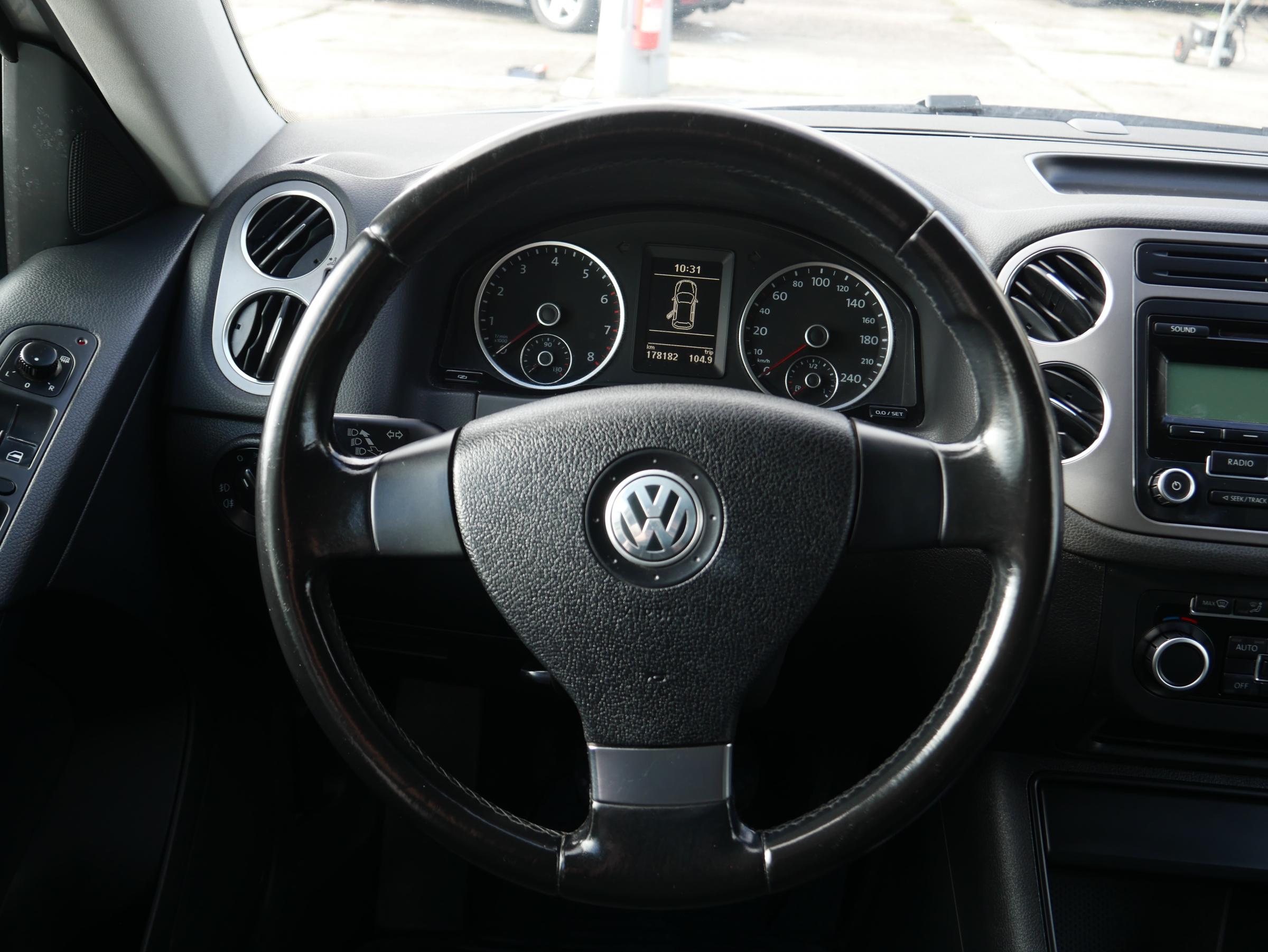 Volkswagen Tiguan, 2010 - pohled č. 14