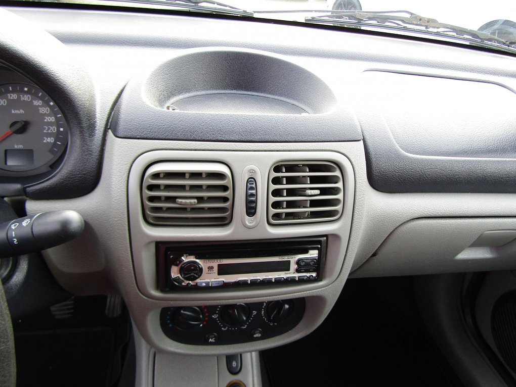 Renault Thalia 1.4 i 16V 