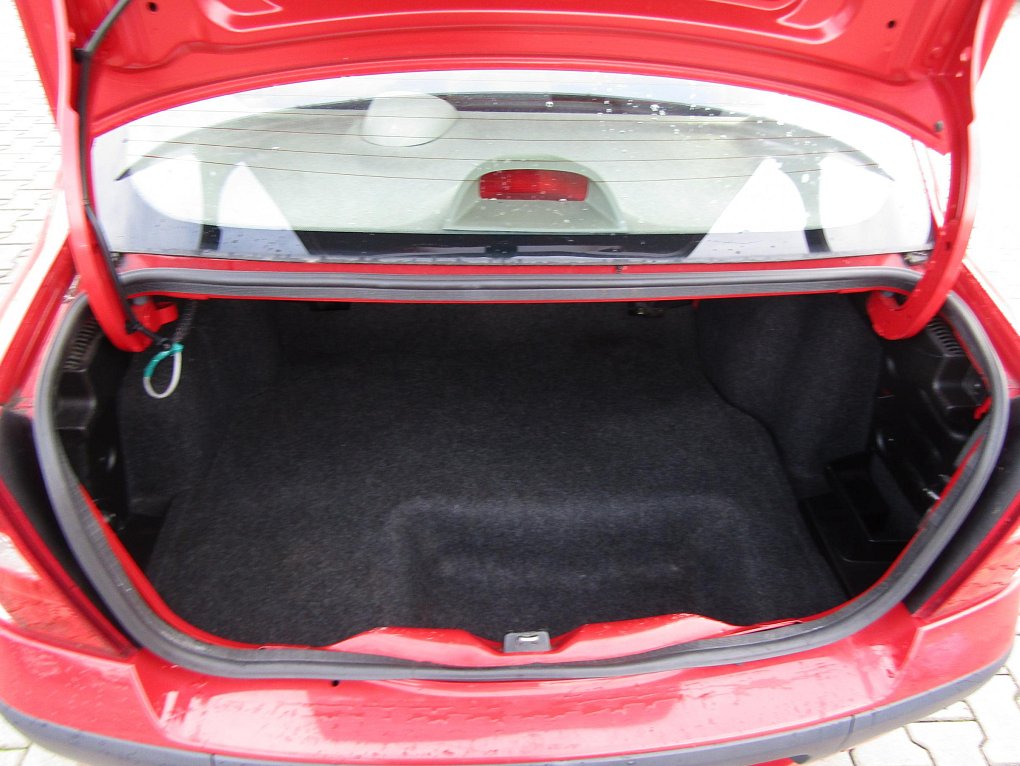 Renault Thalia 1.4 i 16V 