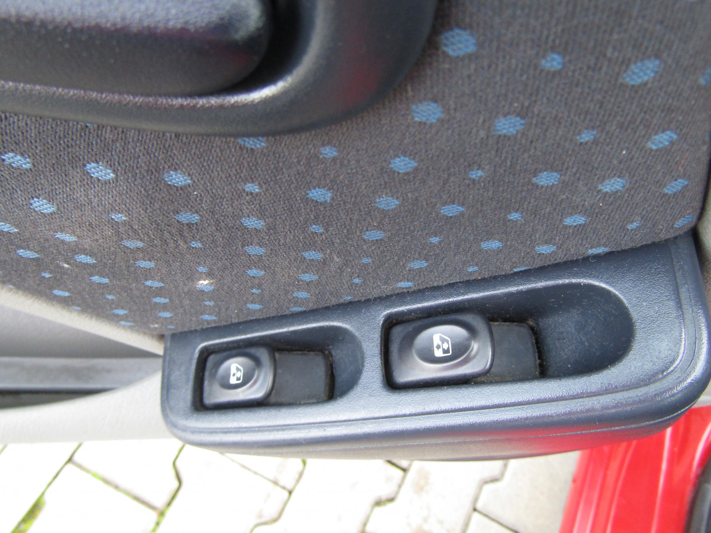 Renault Thalia, 2005 - pohled č. 11