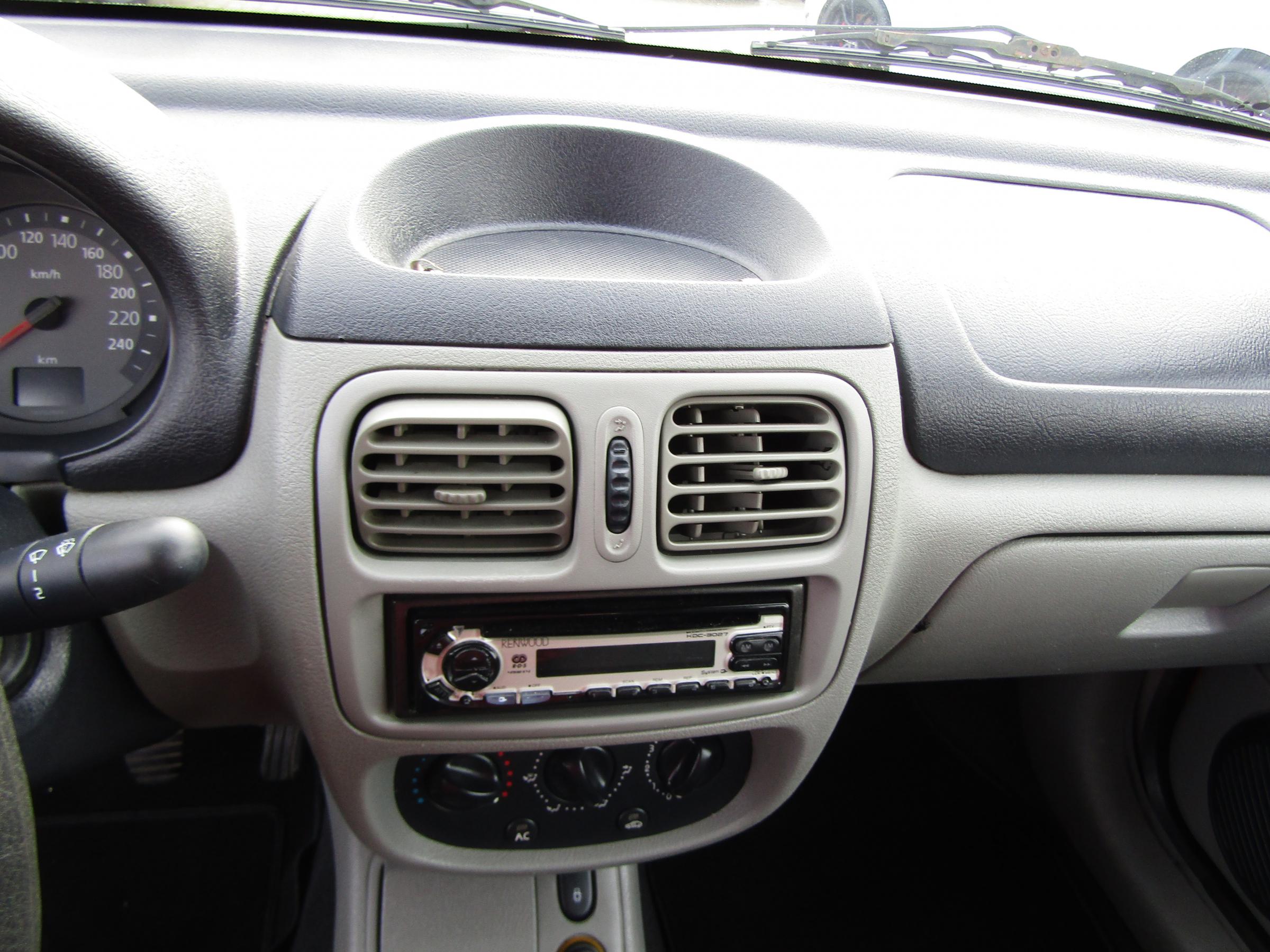 Renault Thalia, 2005 - pohled č. 12