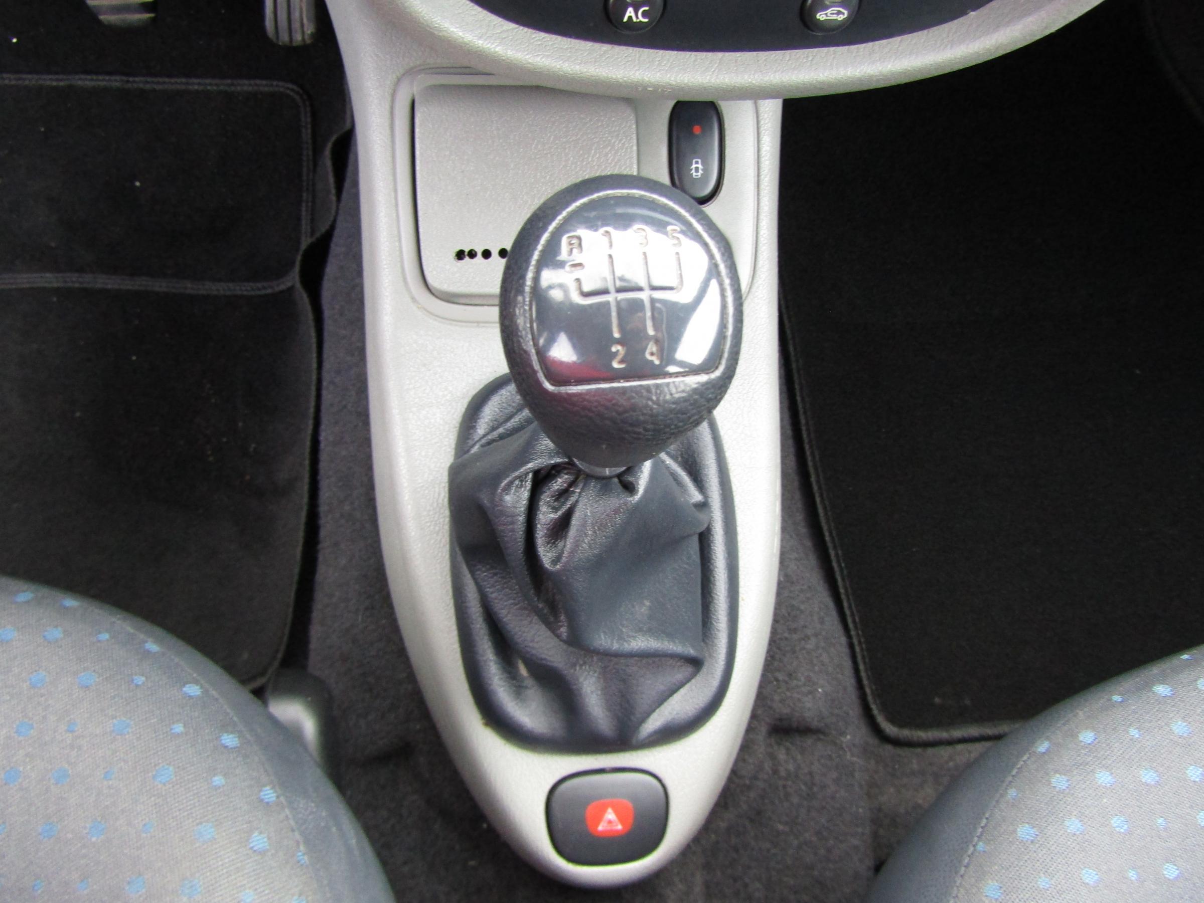 Renault Thalia, 2005 - pohled č. 13