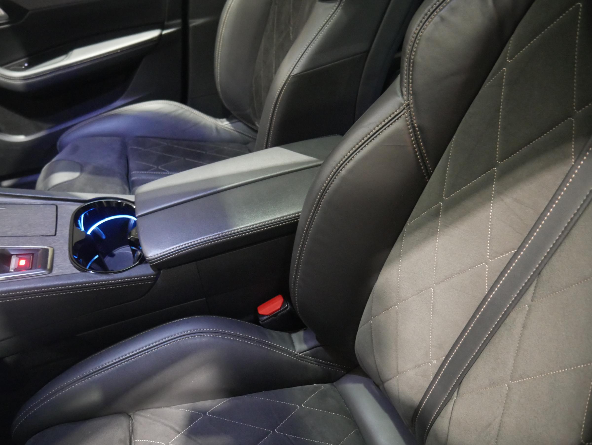 Peugeot 508, 2020 - pohled č. 22