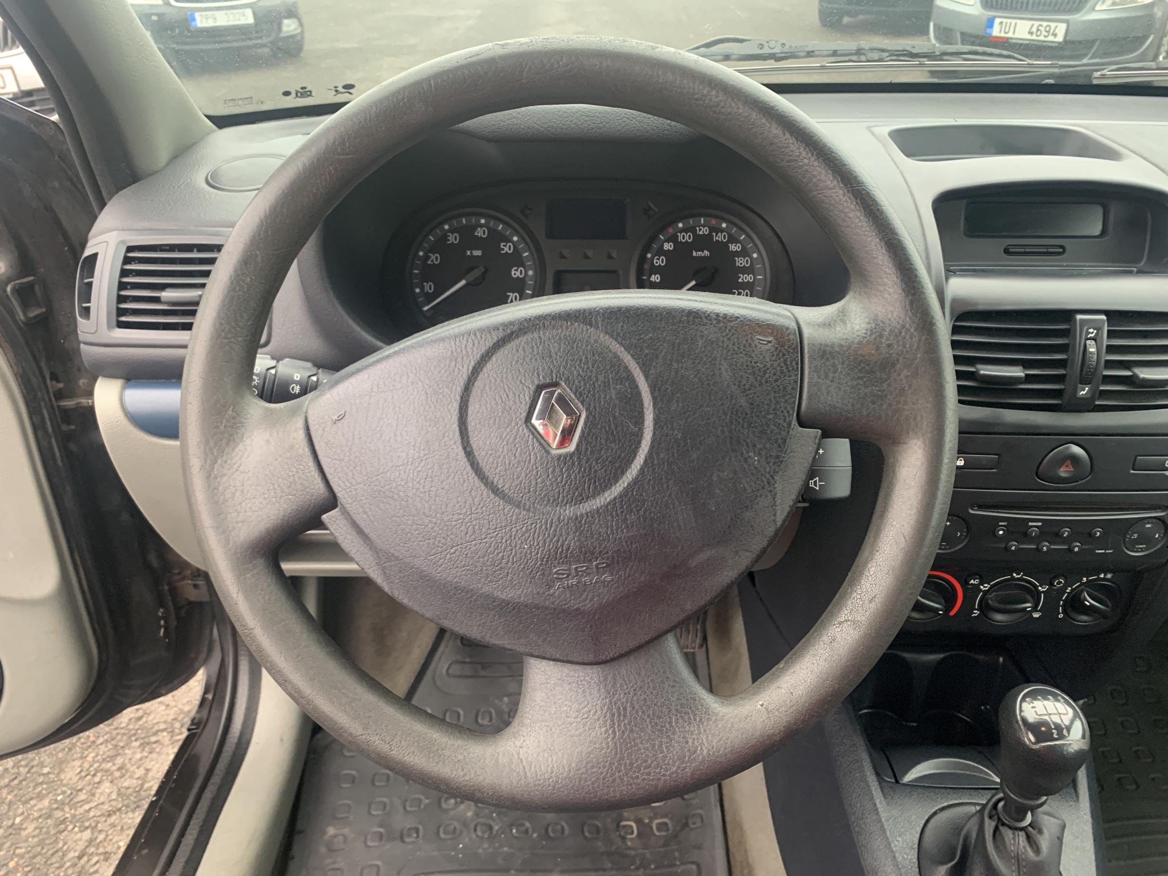 Renault Clio, 2004 - pohled č. 12