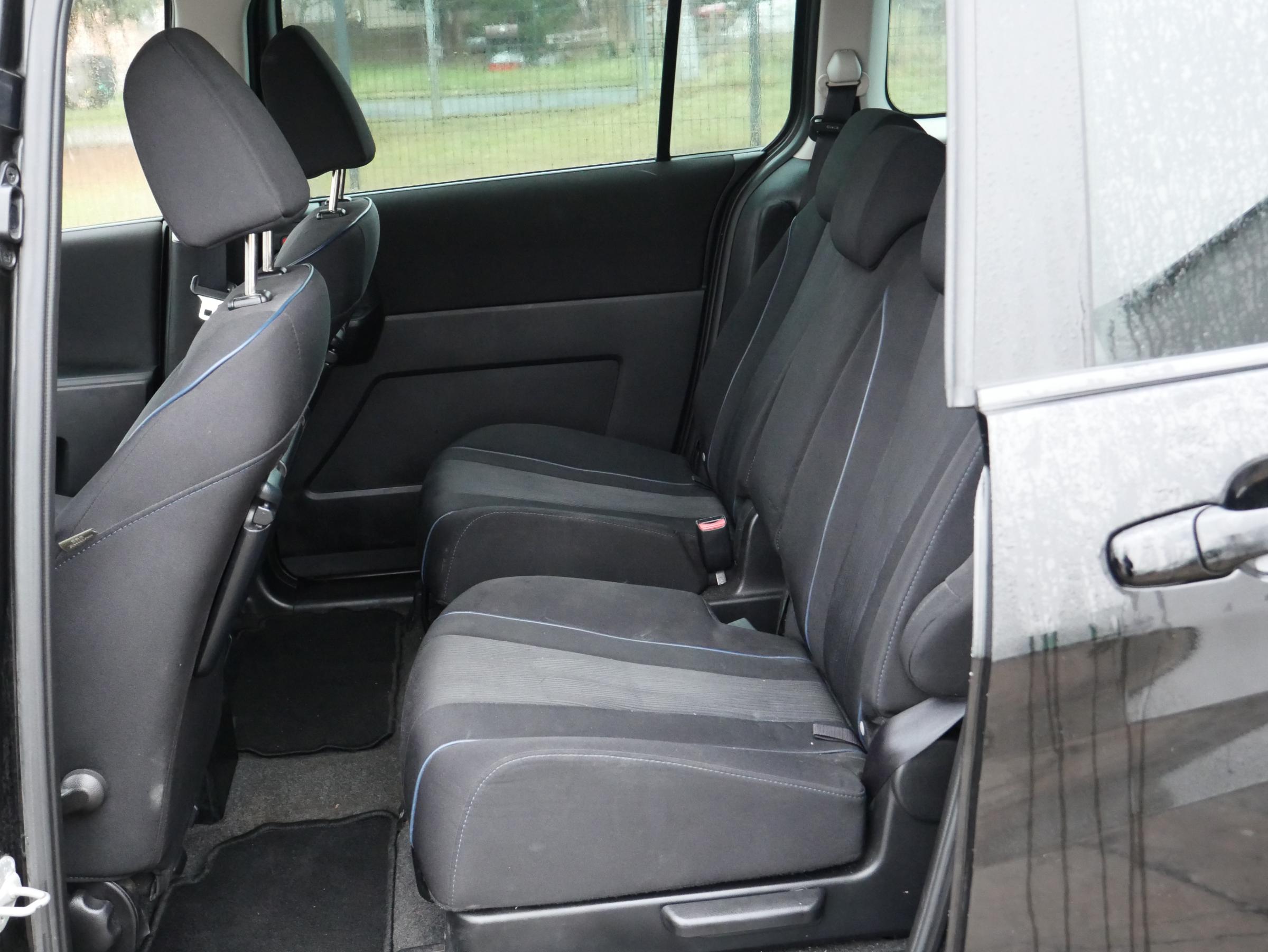 Mazda 5, 2011 - pohled č. 10