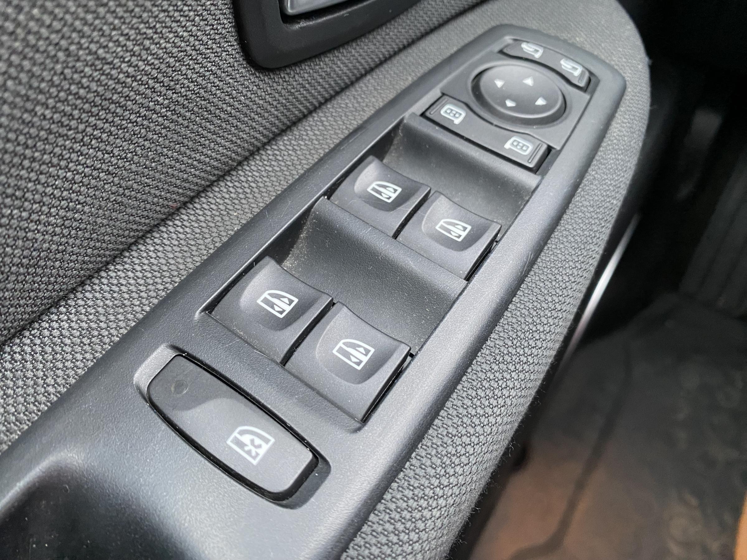 Renault Grand Scénic, 2011 - pohled č. 11