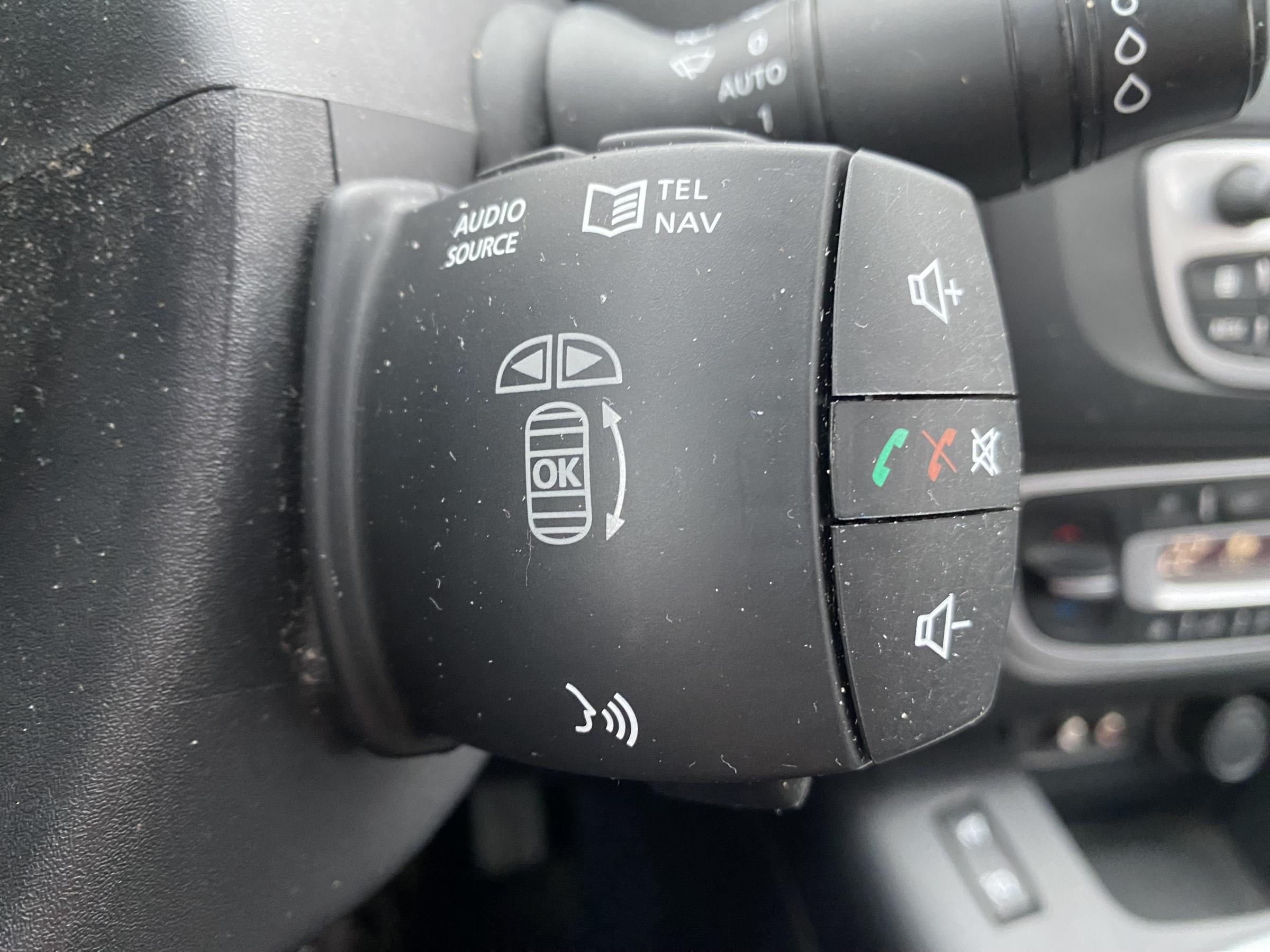 Renault Grand Scénic, 2011 - pohled č. 15