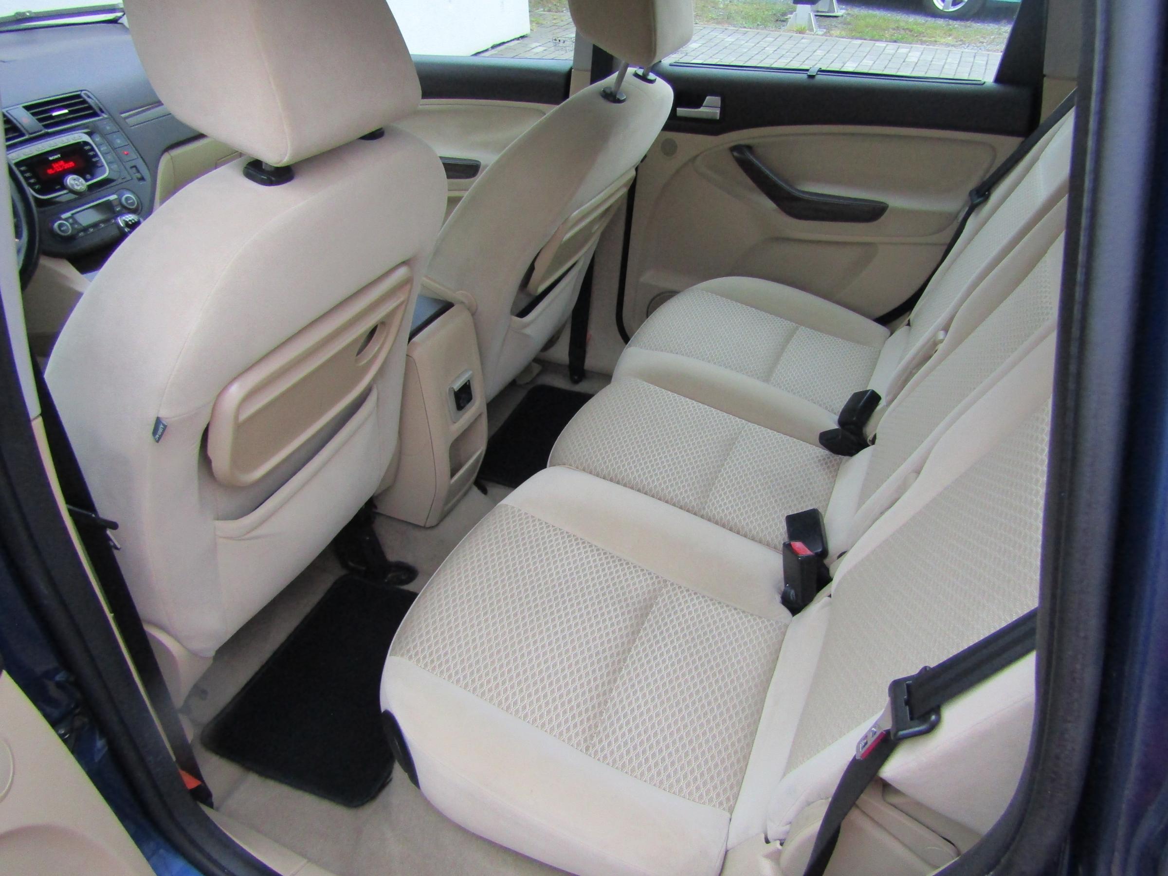 Ford C-MAX, 2008 - pohled č. 10