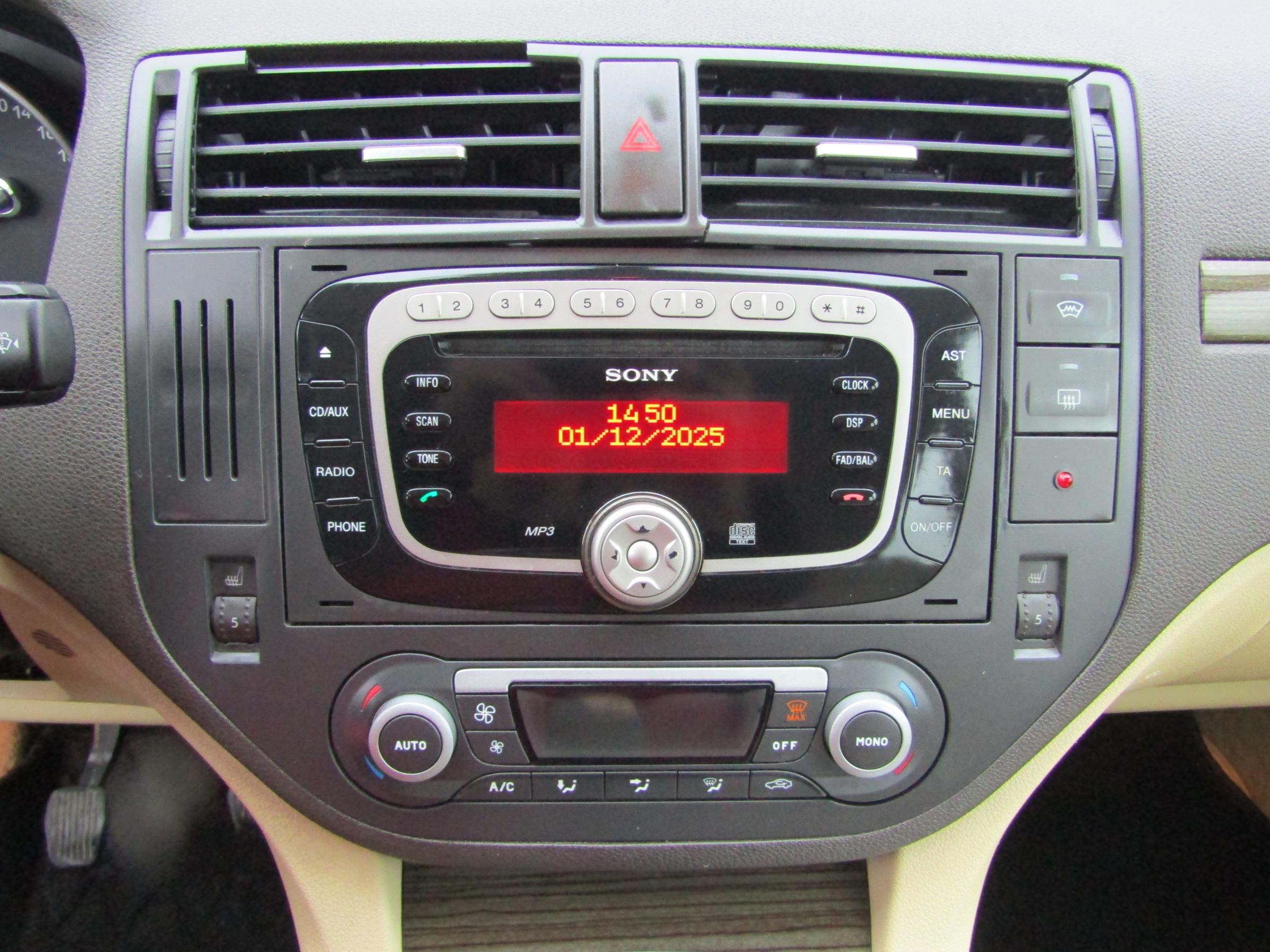 Ford C-MAX, 2008 - pohled č. 14