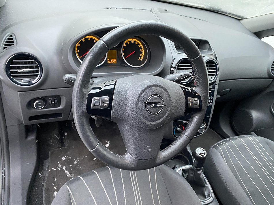 Opel Corsa 1.4i 