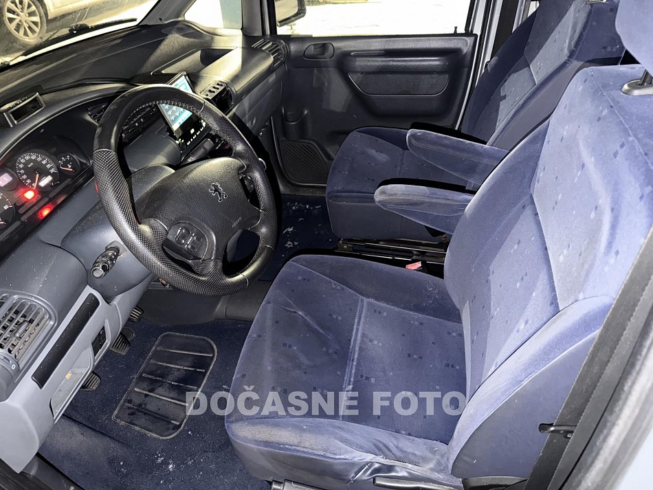 Peugeot Expert 2.0HDi  8míst