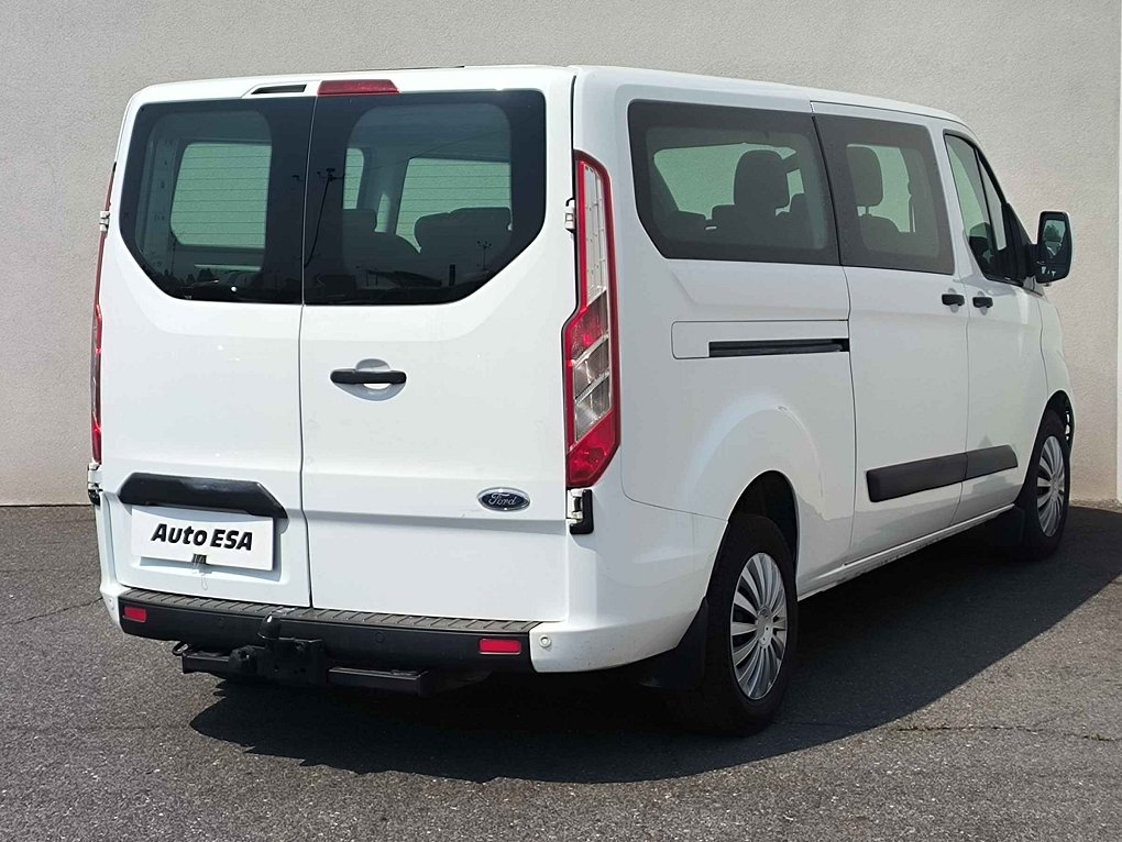 Ford Transit Custom 2.0TDCi  L2 9míst