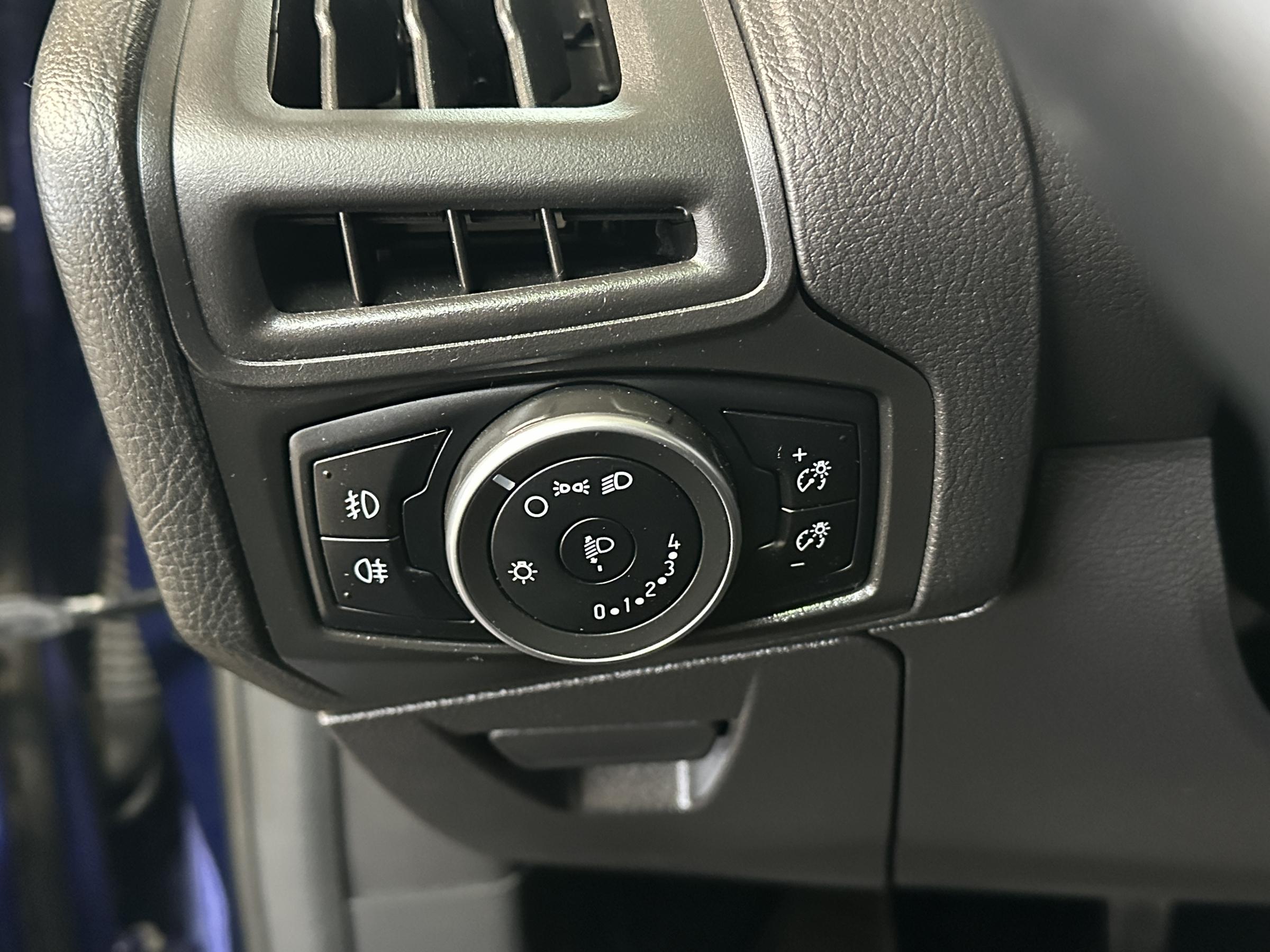 Ford Focus, 2015 - pohled č. 18