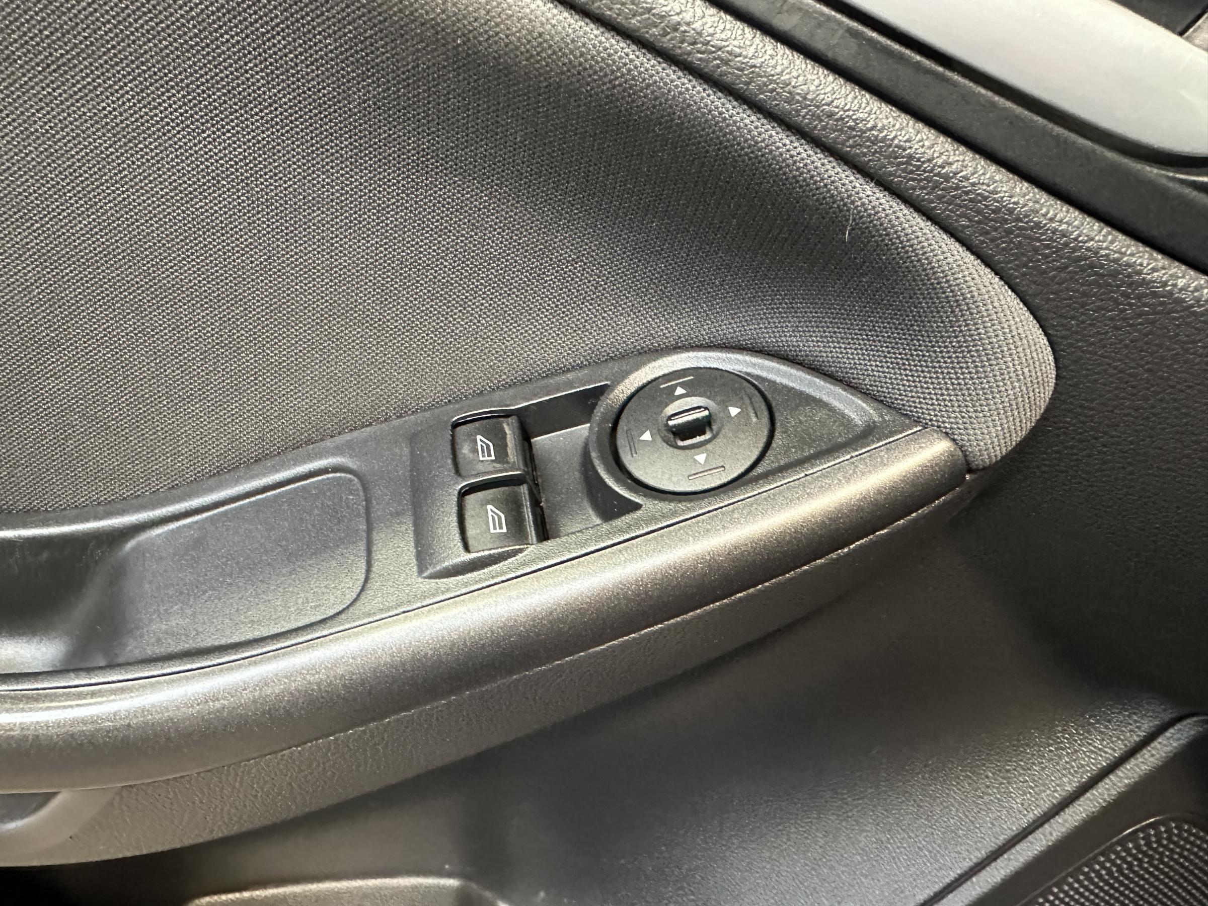 Ford Focus, 2015 - pohled č. 19