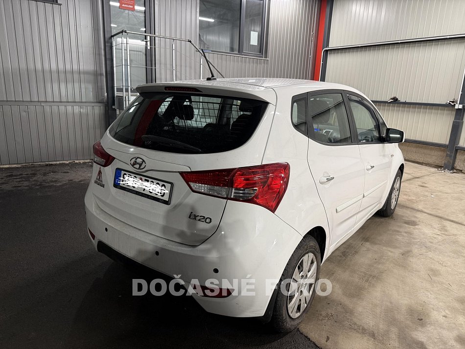 Hyundai Ix20 1.6i 