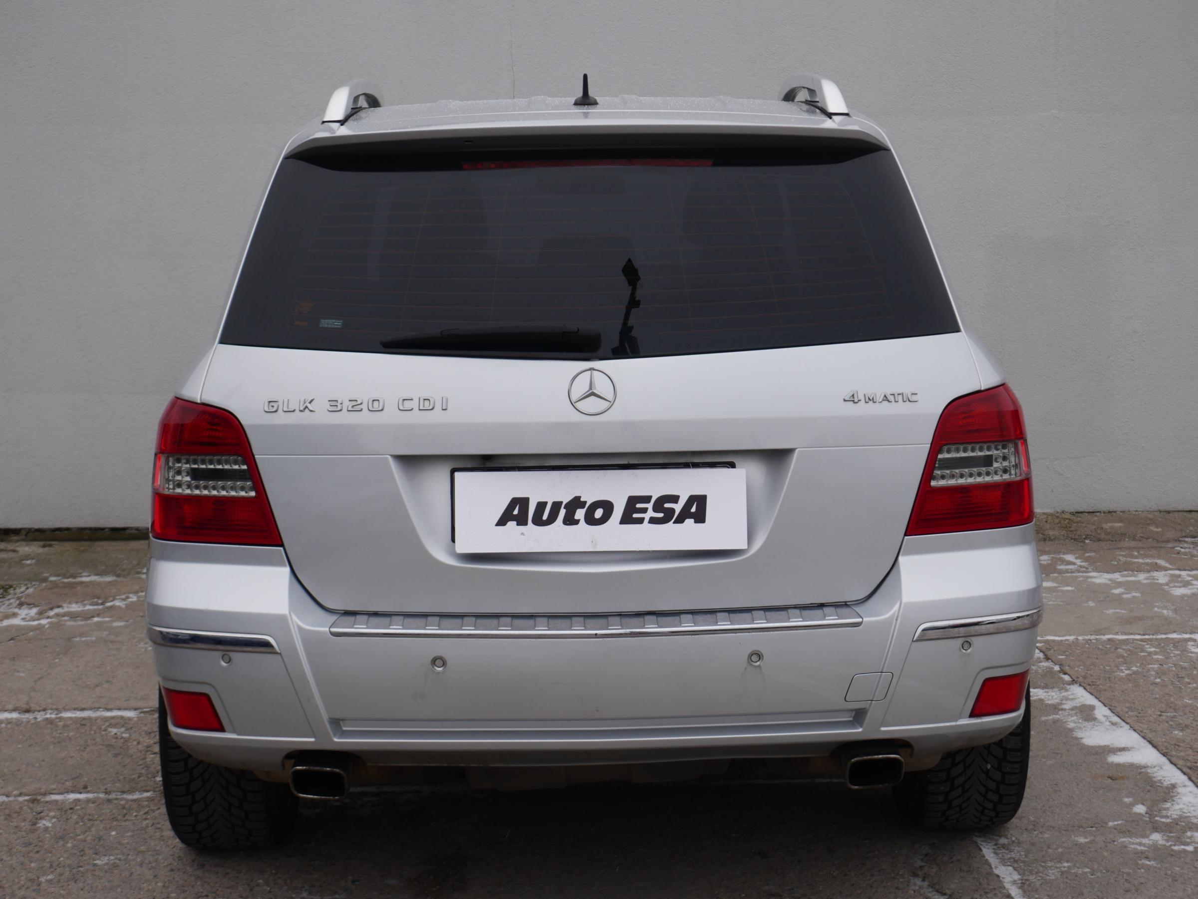 Mercedes-Benz GLK, 2008 - pohled č. 5