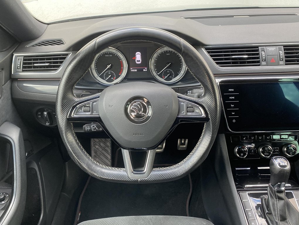 Škoda Superb III 2.0 TSi SportLine
