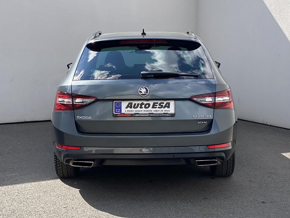 Škoda Superb III 2.0 TSi SportLine