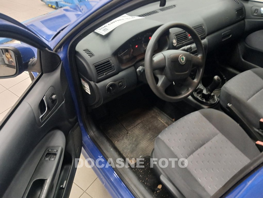 Škoda Octavia 1.6i Tour