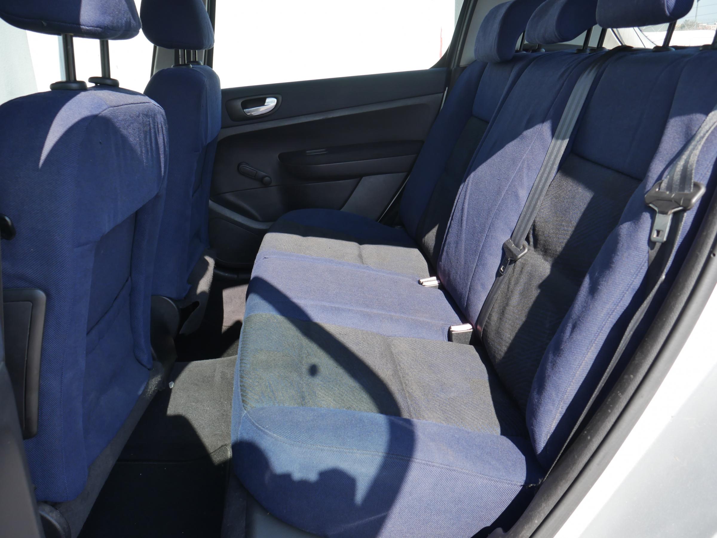 Peugeot 307, 2003 - pohled č. 10