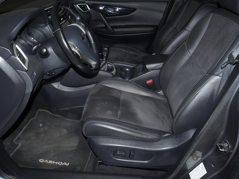 Nissan Qashqai 1.6 DiG-T N-Vision