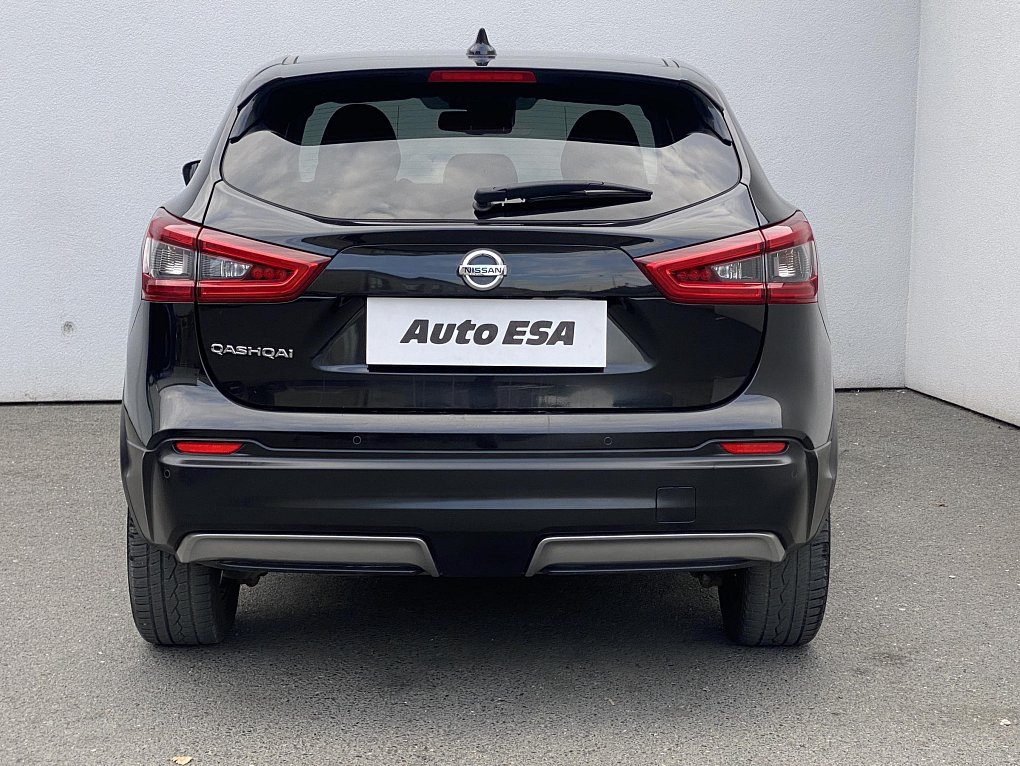 Nissan Qashqai 1.3 DiG-T N-Connecta