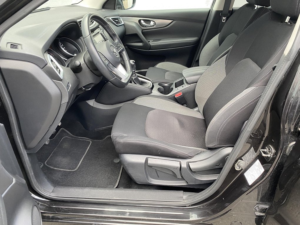 Nissan Qashqai 1.3 DiG-T N-Connecta