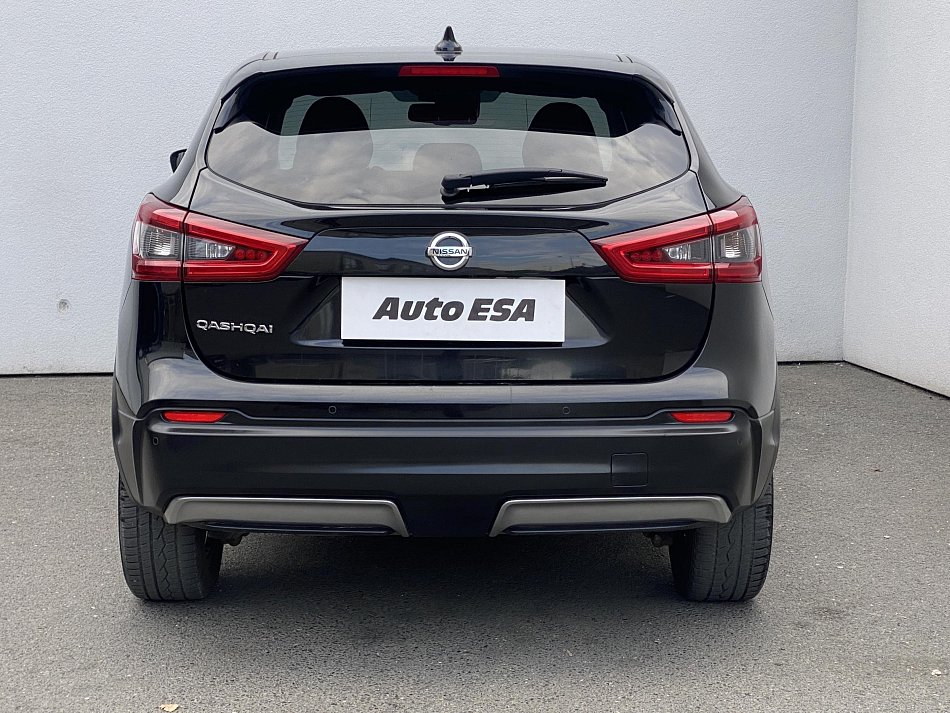 Nissan Qashqai 1.3 DiG-T N-Connecta
