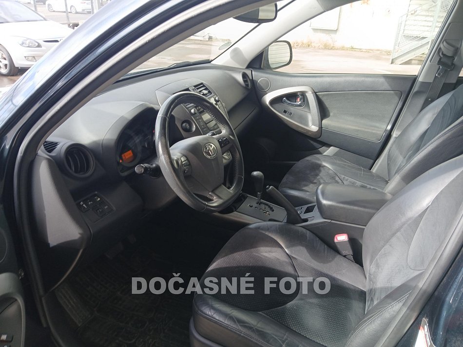 Toyota RAV4 2.0i  4x4