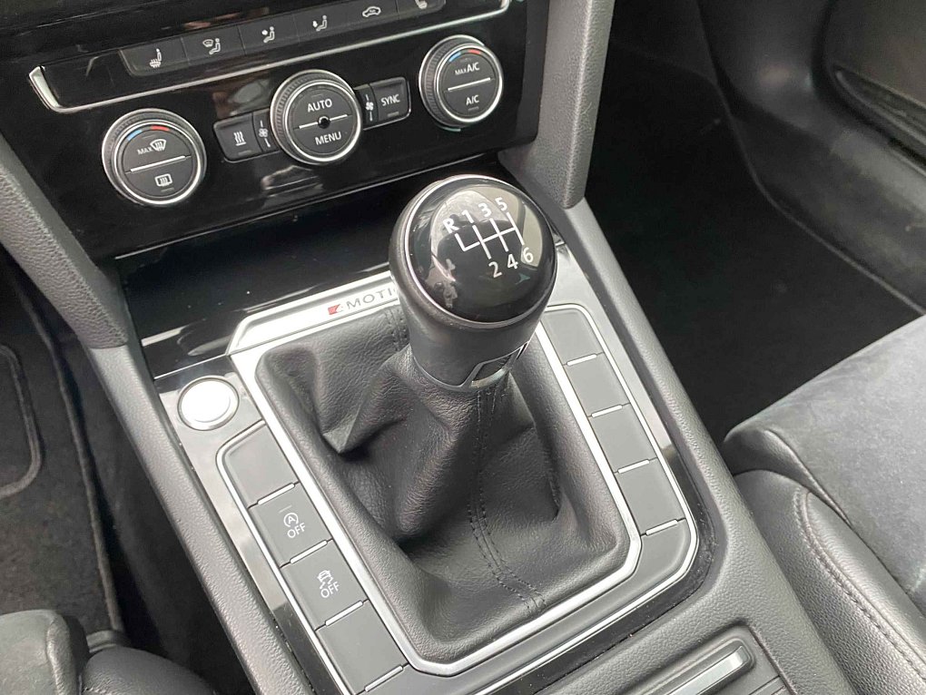 Volkswagen Passat 2.0 TDi Highline 4x4