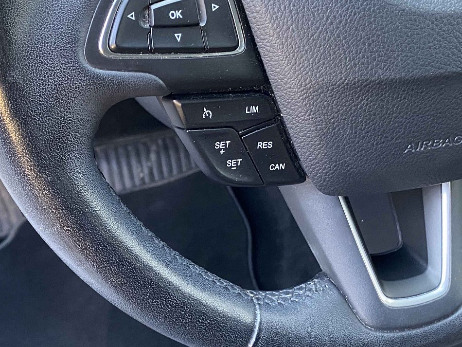 Ford Focus 1.5EB Titanium