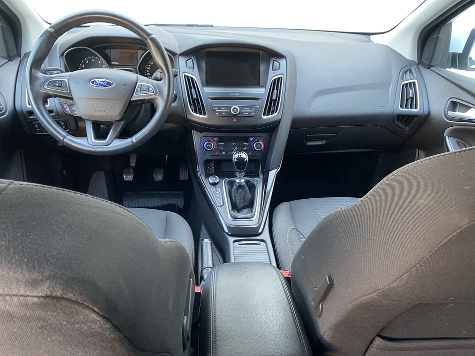 Ford Focus 1.5EB Titanium