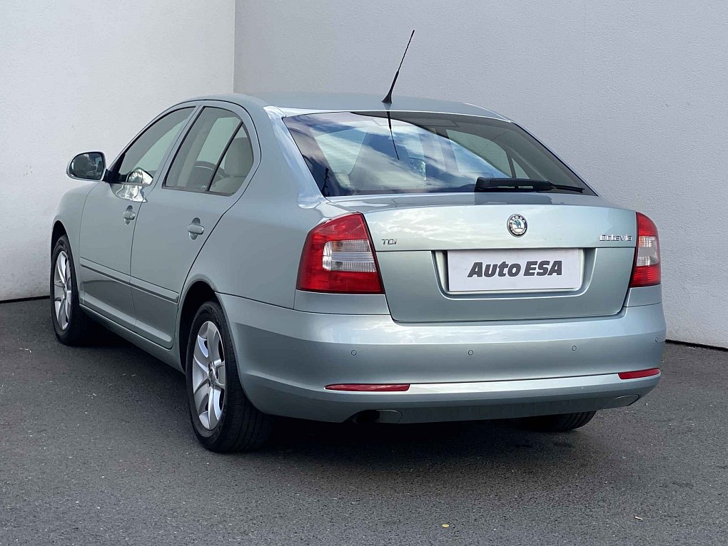 Škoda Octavia II 1.6 TDi Elegance