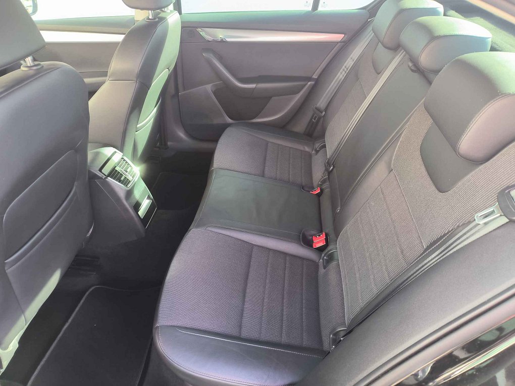 Škoda Octavia III 1.4 TSi Elegance