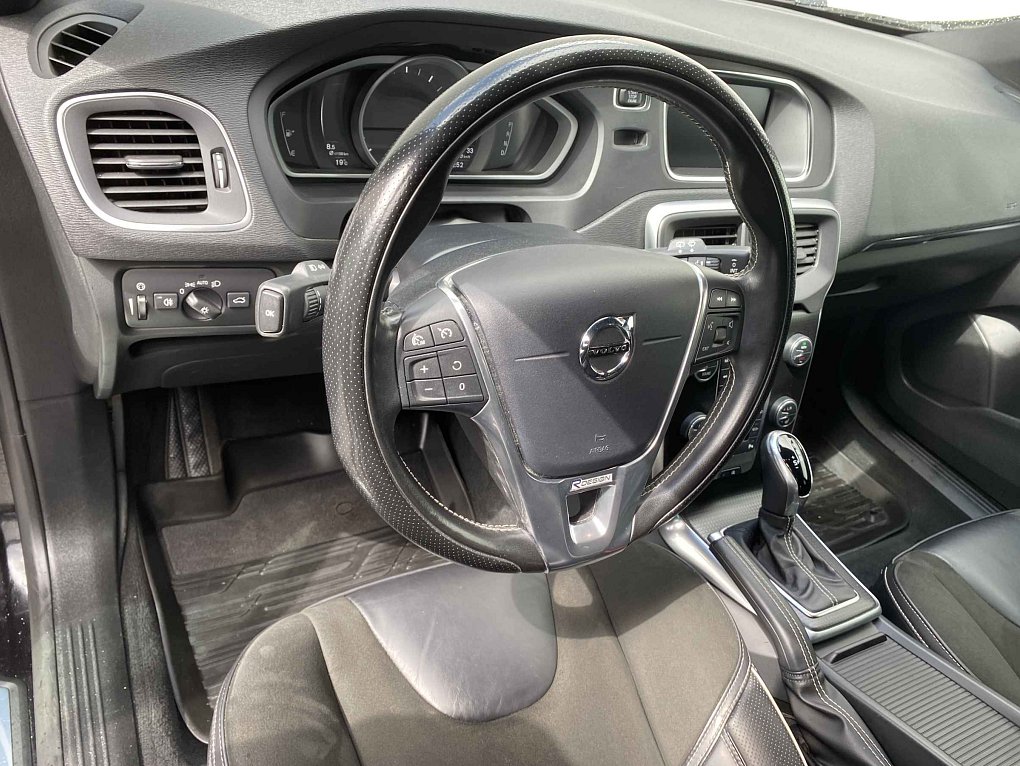 Volvo V40 2.0i 