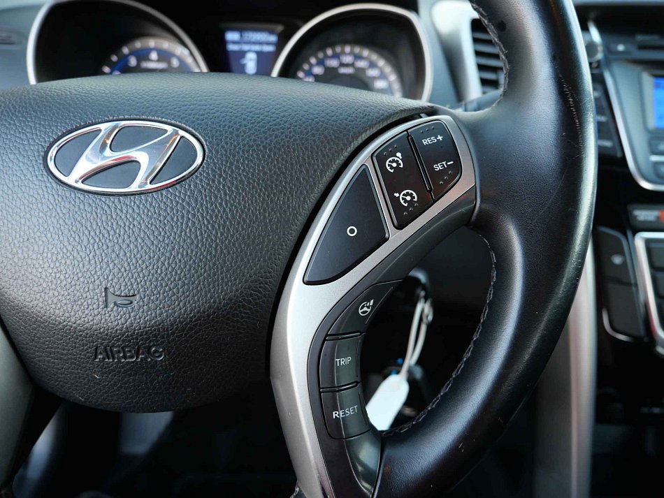 Hyundai I30 1.6 MPi 