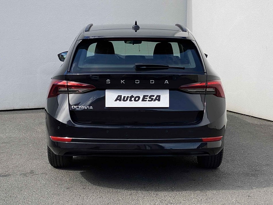 Škoda Octavia IV 1.5 TSi Ambition