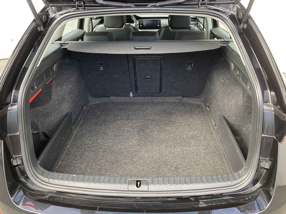 Škoda Octavia IV 1.5 TSi Ambition