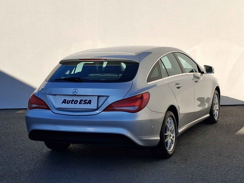 Mercedes-Benz CLA 1.6 CGi  CLA 180